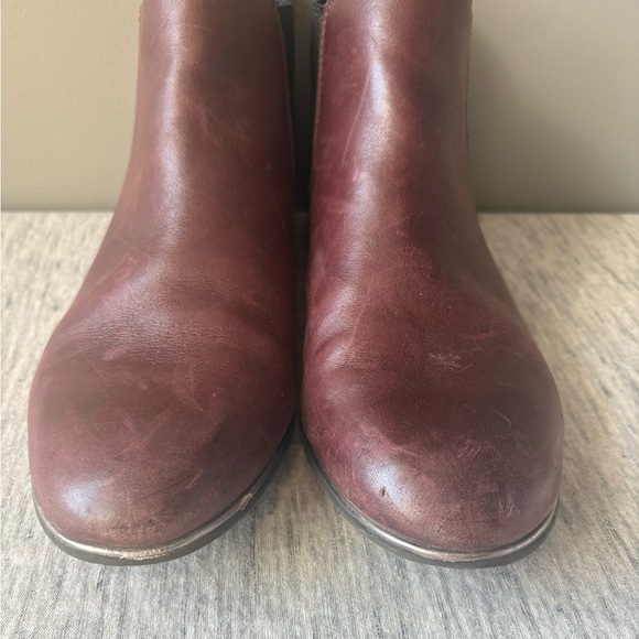 Circus by Sam Edelman Boots Womens 9 Chelsea Maroon Pull On Comfort Ankle Top - Picture 3 of 7